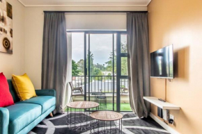 Insaka's 3 The Reid Apartment - Sandton, Sandton